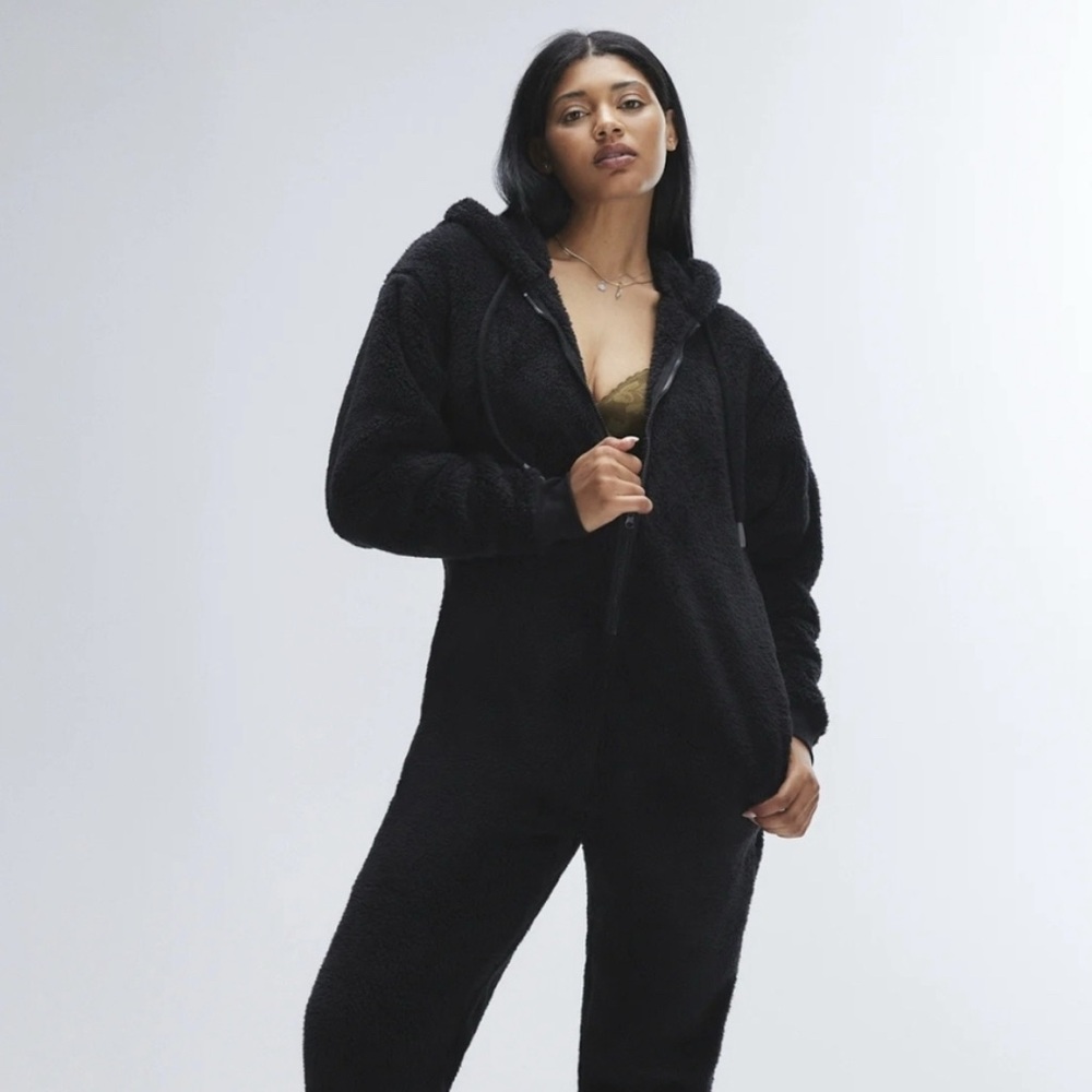 Savage X Fenty Snuggie